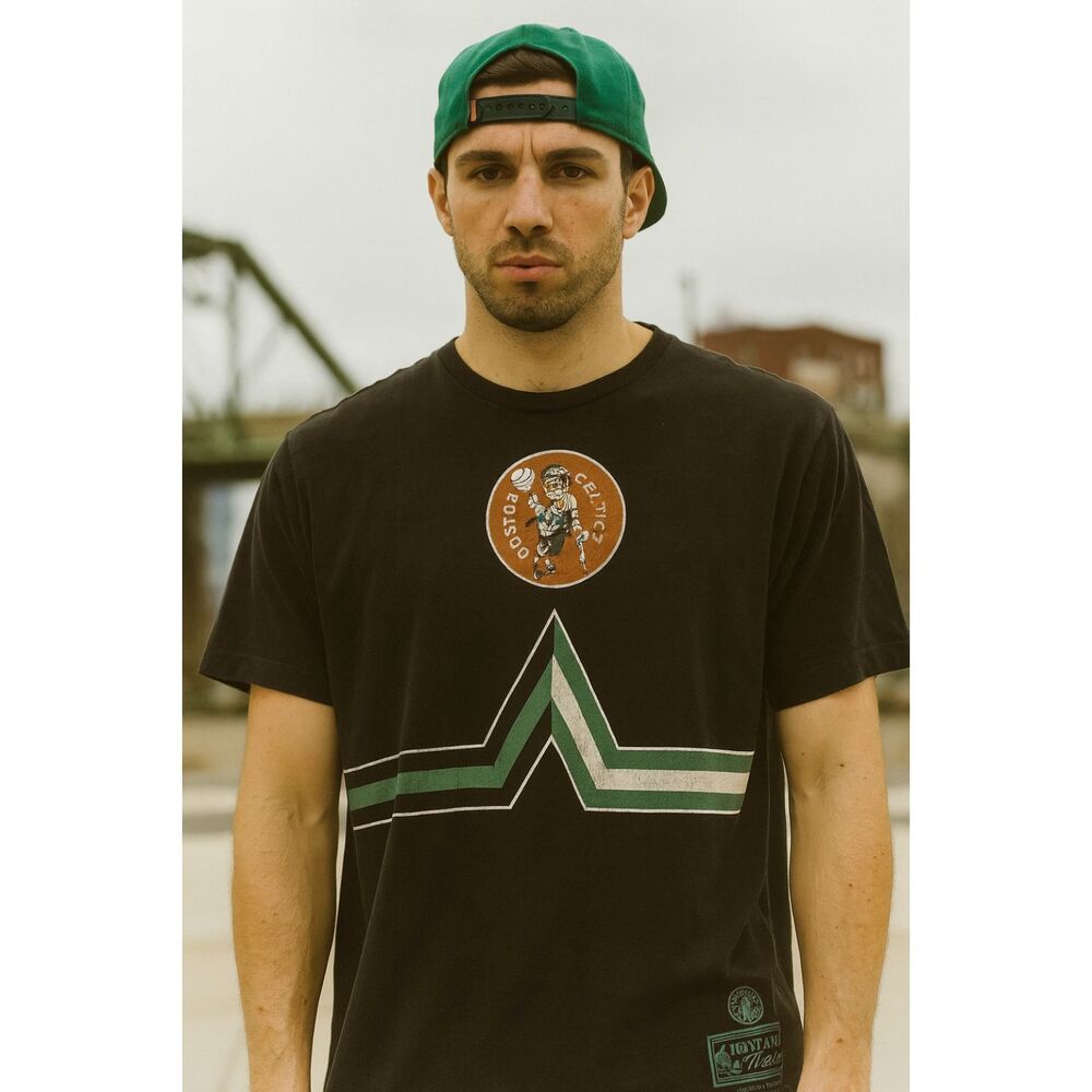 Boston Celtics MItchell & Ness Black Basketball T Shirt Tee Top  Mens Size Large